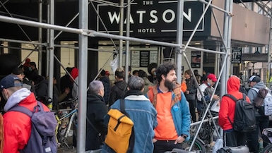 Fotografía de archivo de migrantes en Nueva York, Estados Unidos. Foto: EFE/EPA/Sarah Yenesel
