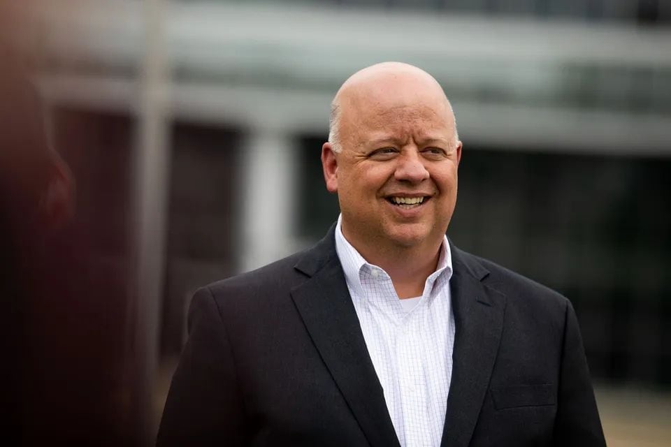 Al citar la “estrategia impulsada por la tecnología” de GM, el director financiero, Paul Jacobson, dijo en el comunicado que el Nasdaq es “un lugar natural para nuestra cotización a medida que crecemos”.