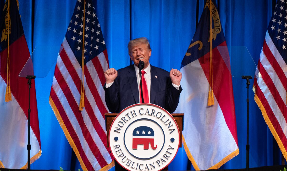 El expresidente de los Estados Unidos y aspirante a la presidencia de 2024, Donald Trump. (Foto de ALLISON JOYCE / AFP)
