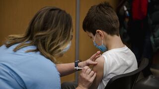 Vacuna COVID segura para niños de 5 a 11 años, según CDC