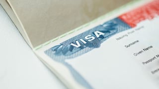 Estados Unidos planea retirar miles de visas de trabajo o negocios a solicitantes de asilo