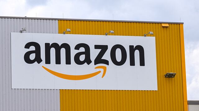 Francia impone multa a Amazon de 32 millones de euros por “vigilancia de sus empleados”