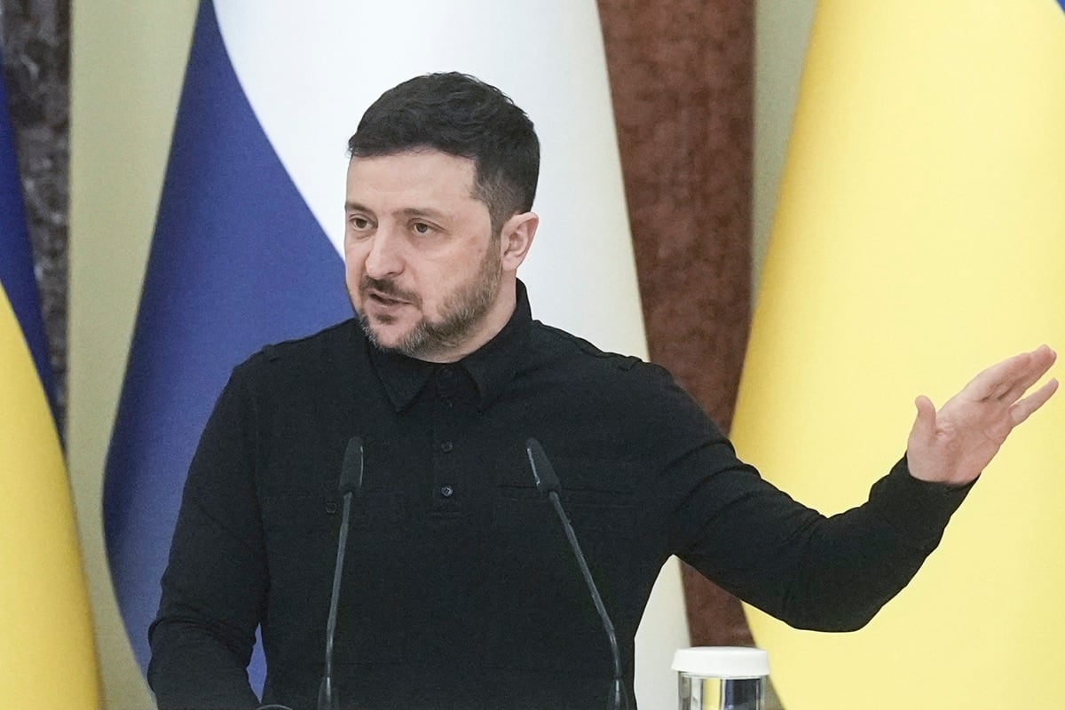 “Demostramos nuestra voluntad de ayudar a Estados Unidos y a sus aliados en Oriente Medio”, señaló el presidente ucraniano. (EFE/EPA/ANDREW KRAVCHENKO)