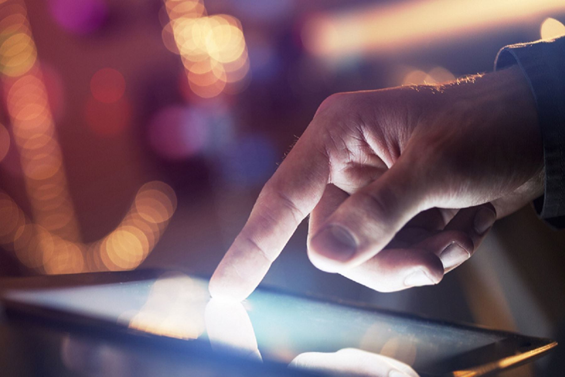 Gobierno peruano implementa medidas temporales para promover el uso de la firma digital. Foto: Andina