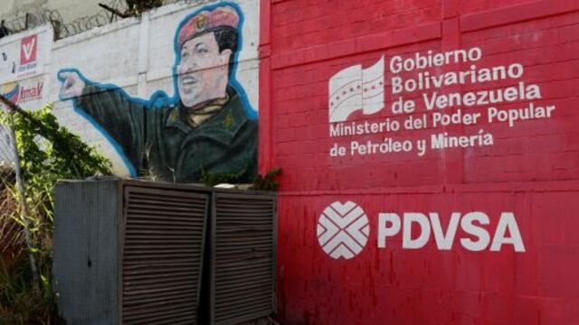Venezuela mantiene a raya el fantasma del default a costa de mayor escasez
