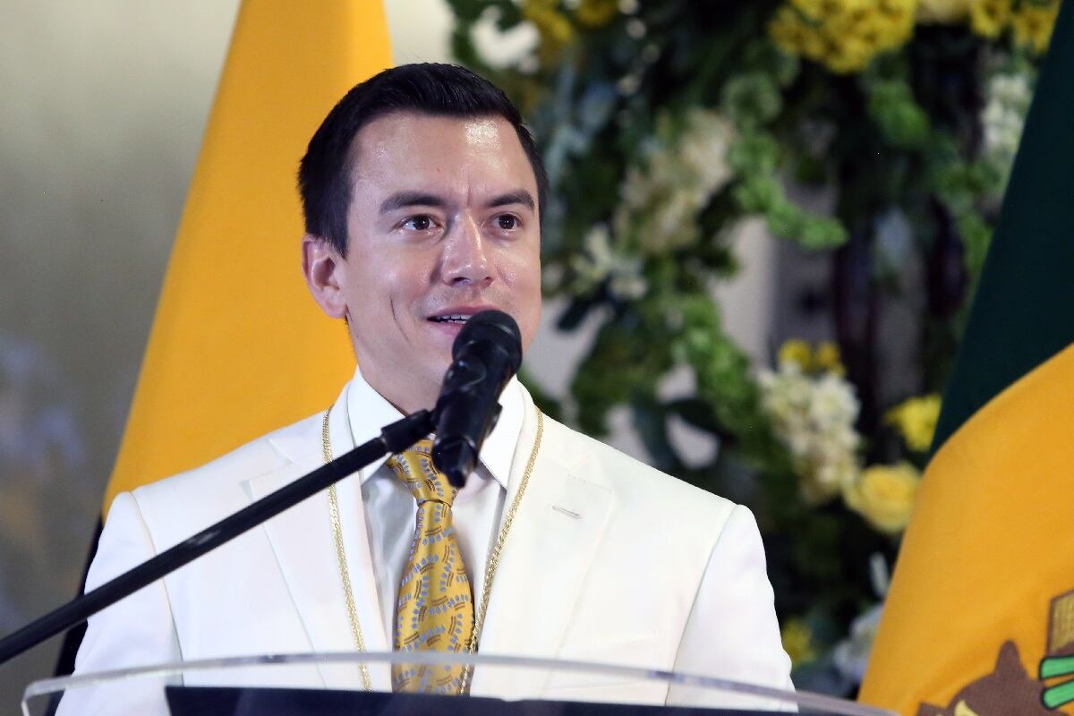 El presidente de Ecuador, Daniel Noboa, mientras habla durante una intervención pública en Machala, Ecuador, el 23 de abril de 2024. (Foto de la Presidencia de Ecuador / EFE)