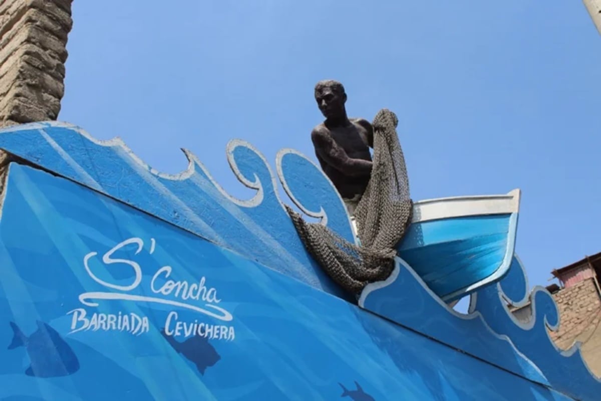 El concepto que revaloriza el sabor de carretilla bajo una propuesta “calle, pero elegante”, combinando identidad peruana, estética cuidada y experiencia en salón. (Foto: S’Concha/ Instagram).