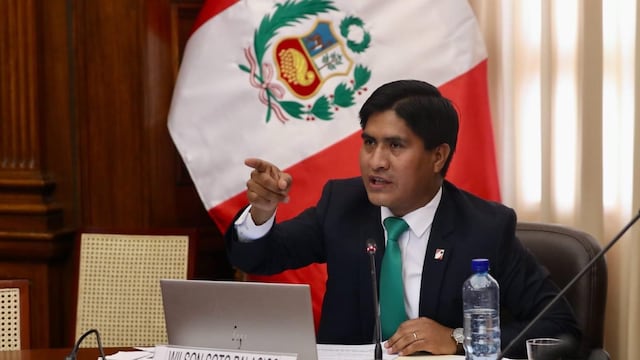 Tras denuncias, Acción Popular evaluará mañana situación de Espinoza en vocería