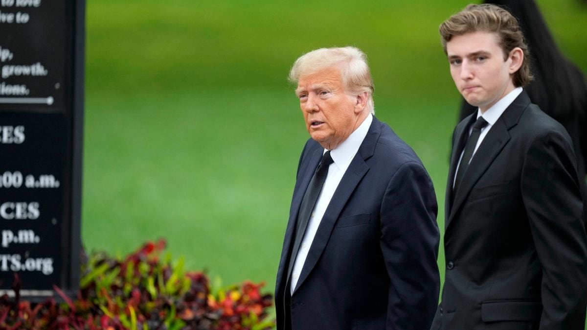 El medio estadounidense recuerda que en la familia Trump, donde todos los hijos han estado involucrados políticamente desde jóvenes, Barron ha conservado durante más tiempo su privacidad. (Rebecca Blackwell / AP Photo)