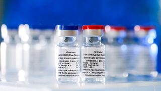 Vacuna Astra-Oxford sigue entre las más avanzadas pese a retraso