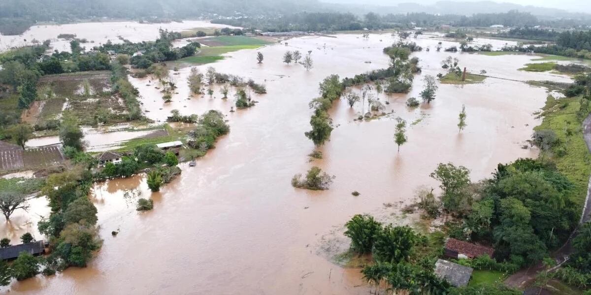 El Río Maquiné llega al máximo tras ciclón.| Foto: Rossano Mansan / Especial / CP