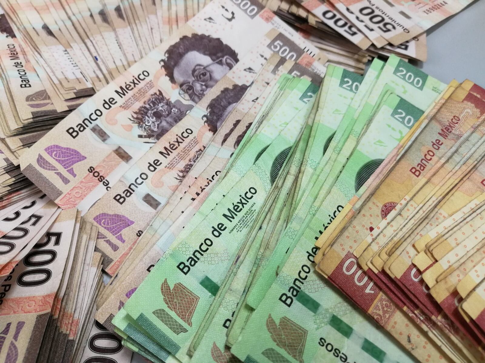 El billete de 500 pesos con ciertas particularidades es uno de los más buscados por los coleccionistas (Foto: Pixabay)