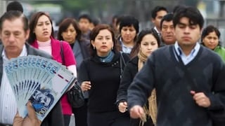 Planillas del Estado siguen al alza: sueldos crecieron pese al ajuste fiscal