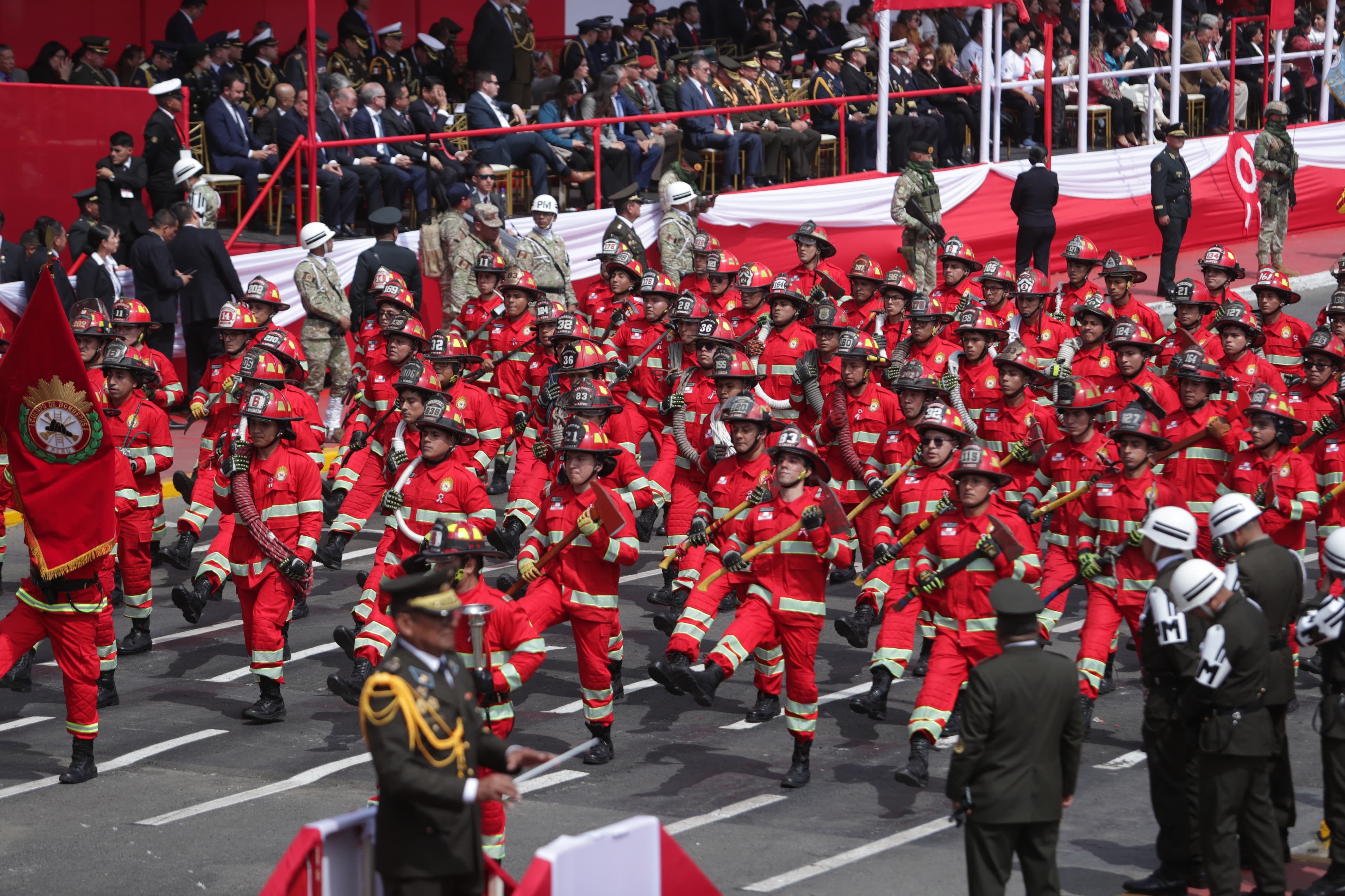 El monto de la gratificación de Fiestas Patrias se calcula en función de la remuneración que regularmente perciba el trabajador al 30 de junio. Fotos: Julio Reaño/@photo.gec