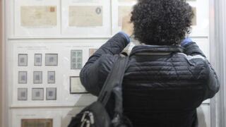  La pasión por los sellos postales reúne a coleccionistas en Argentina 