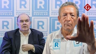 JNE entregó credencial como senador a Absalón Vásquez