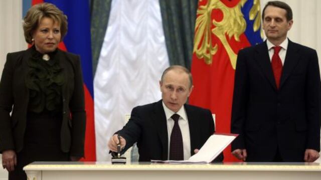 Vladimir Putin firmó leyes que completan anexo de Crimea a Rusia