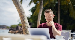 ¿Trabajo remoto desde la playa? Lo que dice las leyes en el Perú