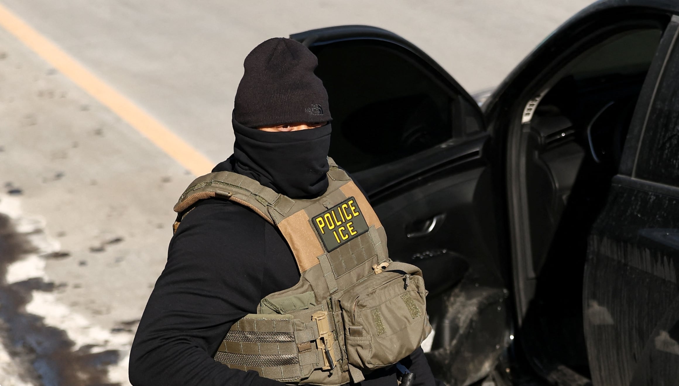 ICE se mantiene firme en su consigna de detener a la mayor cantidad de indocumentados posibles y expulsarlos de Estados Unidos (Foto: AFP)