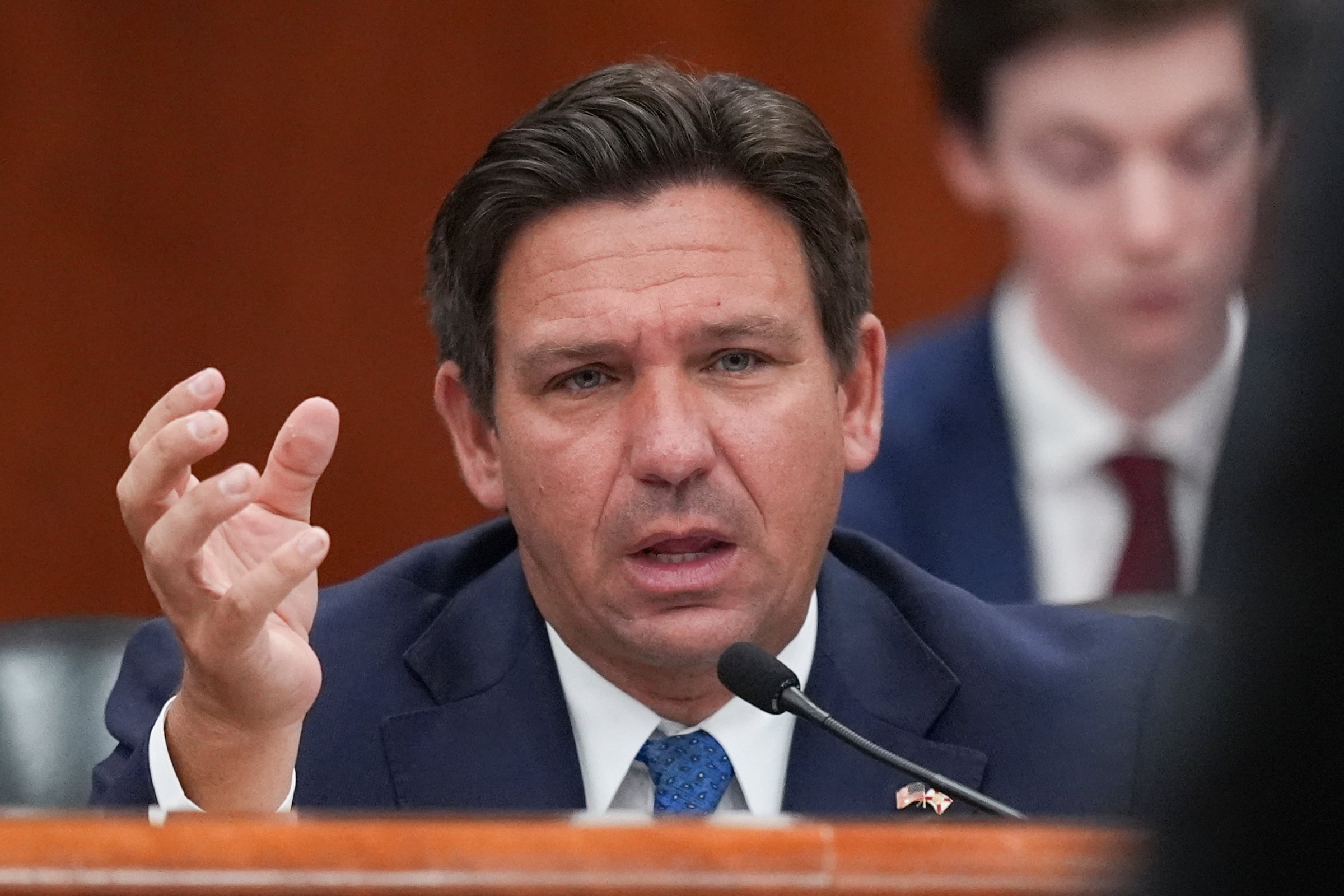 El gobernador de Florida recibió el 9 de junio el texto del proyecto de ley SB 432. La aprobación depende netamente de él (Foto: AP)