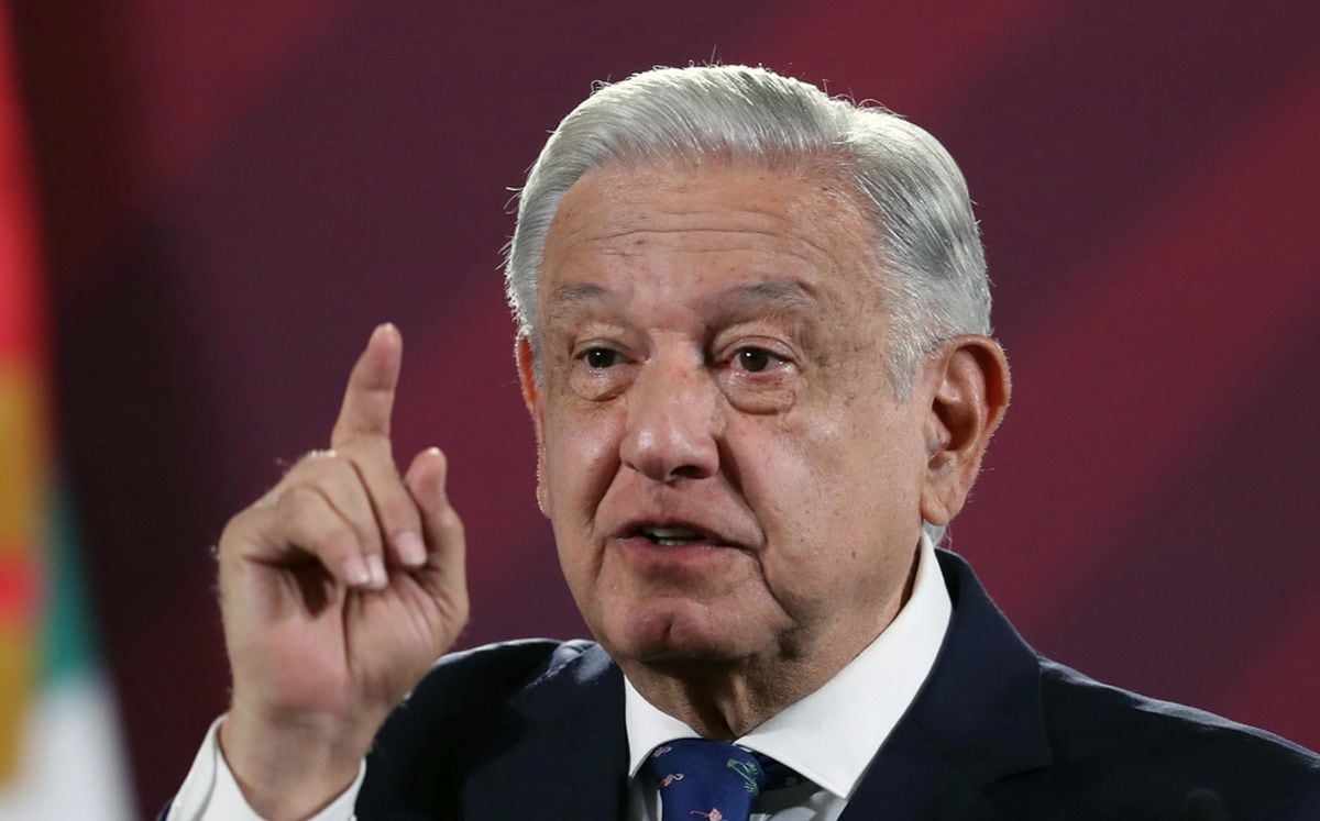 López Obrador se ha negado a reconocer como presidenta a Boluarte, a la que tacha de “usurpadora”, mientras su gobierno concedió asilo a la familia de Castillo. (Foto: EFE)