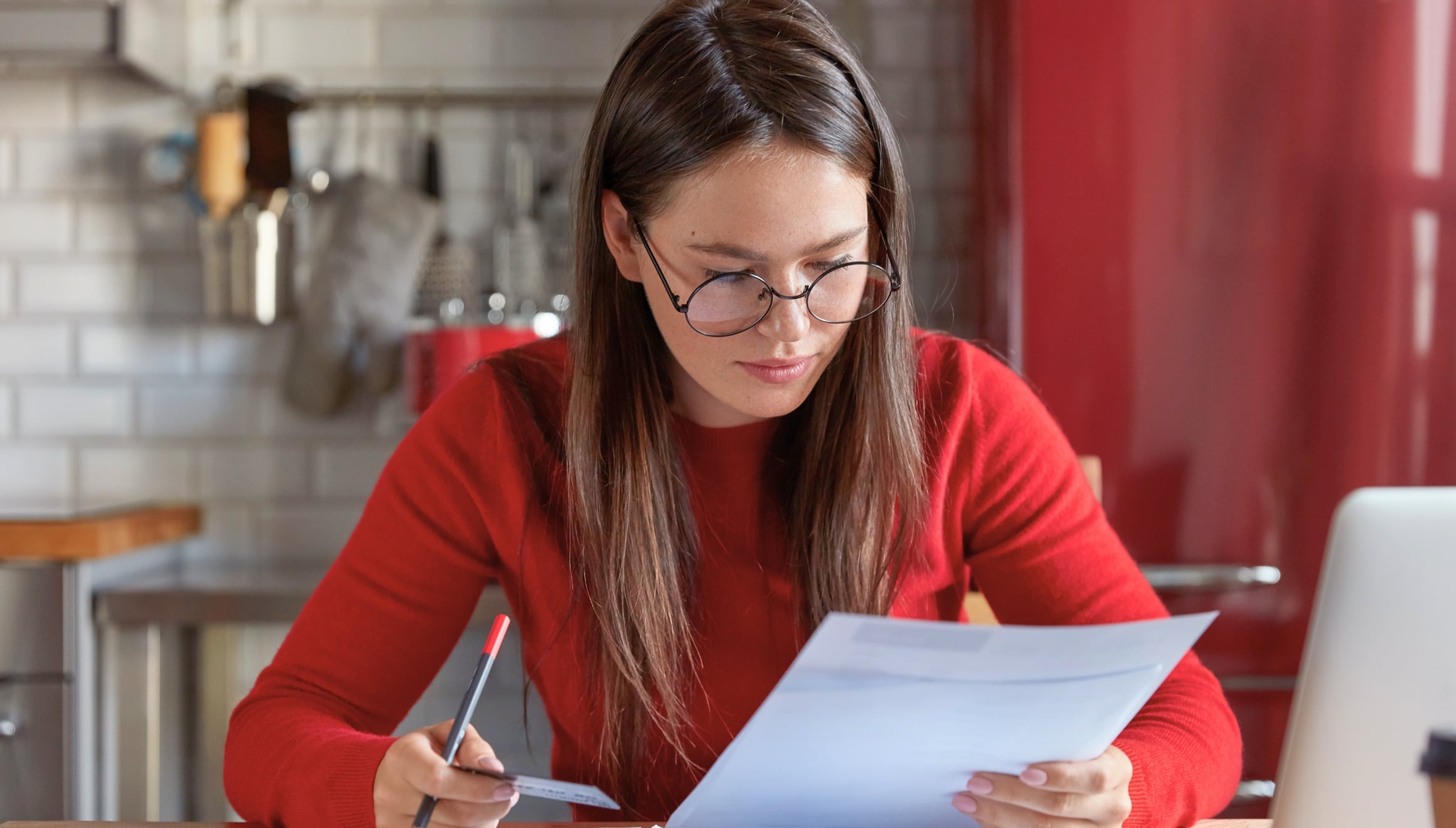 La herramienta “¿Dónde está mi reembolso?” del IRS permite rastrear tu dinero en tiempo real con solo tres datos básicos (Foto: Freepik)