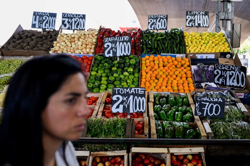 Las políticas de Milei han reducido drásticamente la inflación mensual, que pasó del 25.5% en que se encontraba en su primer mes en el cargo hasta el 1.7% en agosto.