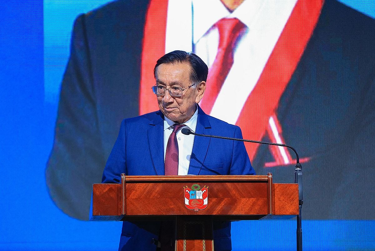 José María Balcázar hizo estos comentarios durante el aniversario de la CCL. (Foto: Presidencia)