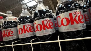¿Cancerígeno o no? Decisión de OMS sobre aspartamo tendría este impacto en Coca-Cola