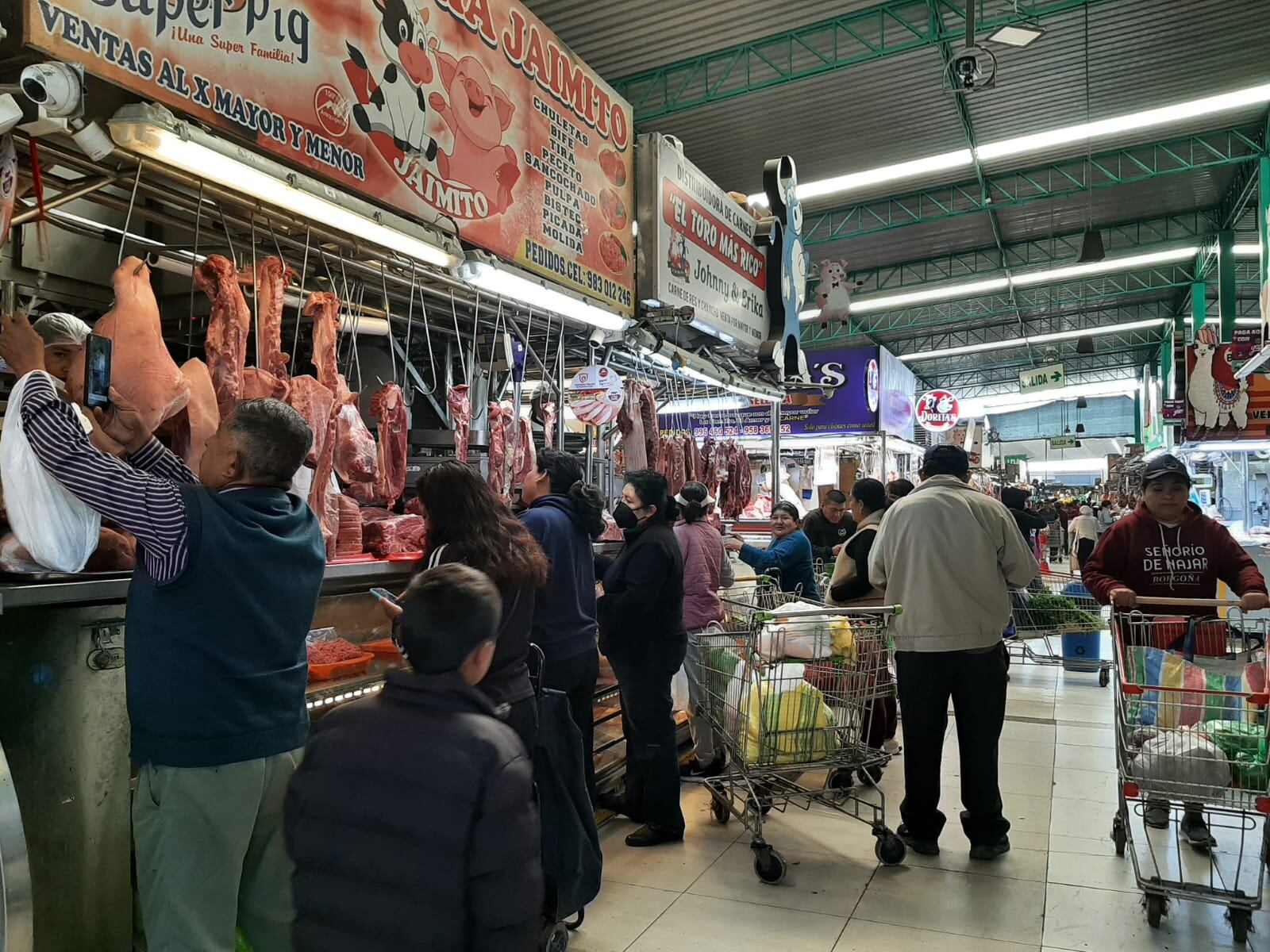 Pese a que la inflación se está controlando, todavía tiene impacto en algunos rubros, limitando la demanda de los consumidores y generando sobrecostos en la mype. (Foto: GEC)