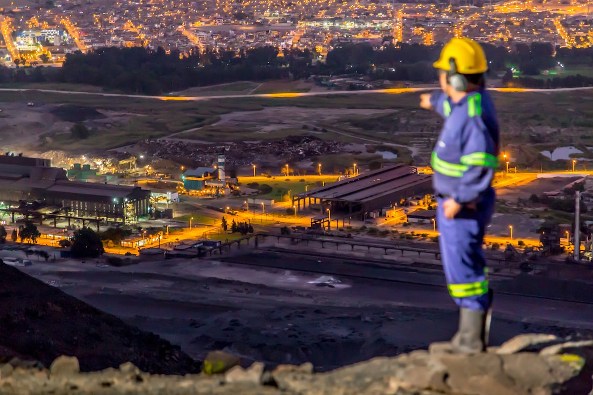A nivel de la rentabilidad operativa, Siderperu alcanzó S/ 53 millones por la activación de su estrategia de reducción de costos y gastos en todas sus líneas, y la disminución de su inventario.