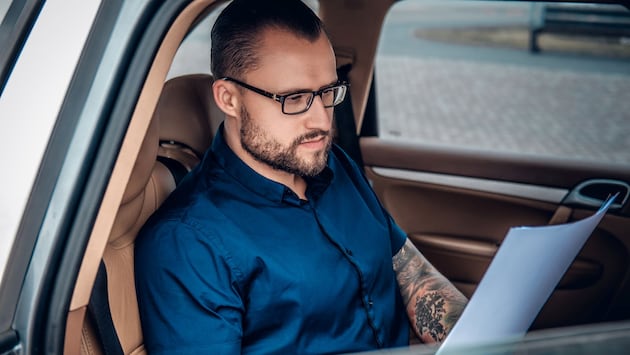 Estafadores en Florida están enviando cartas que imitan notificaciones judiciales para hacer creer a los conductores que tienen multas pendientes y así quedarse con su dinero y sus datos personales