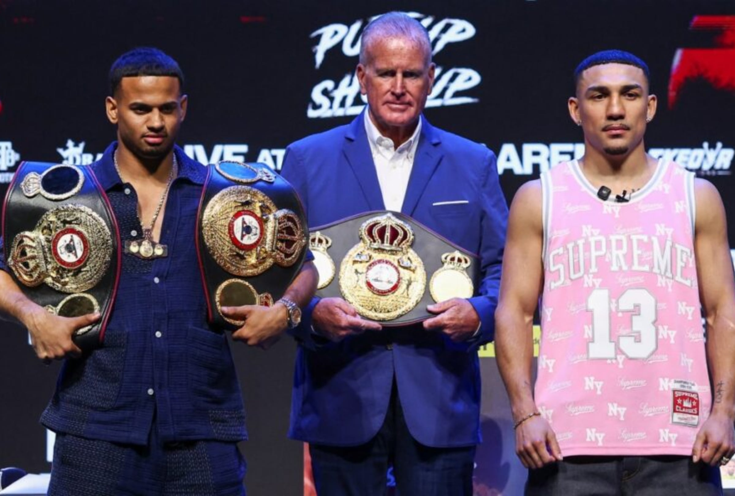 Revisa el resultado final de la pelea de Rolly Romero vs. Teófimo López de este sábado 22 de agosto por el título welter de la Asociación Mundial de Boxeo de Romero. (Foto: AFP)