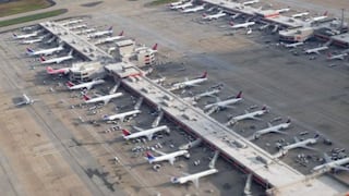 Aeropuerto de Atlanta recibe al pasajero número 100 millones