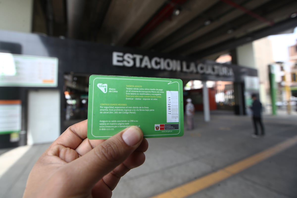 Barrera explicó que los delincuentes alteran digitalmente los saldos de las tarjetas sin realizar recargas legales en las boleterías o máquinas autorizadas. (Foto: GEC)