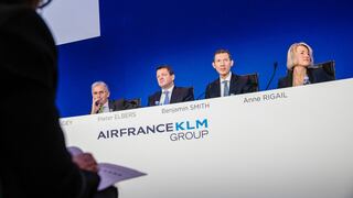 Malestar en París por la irrupción de Holanda en el capital de Air France-KLM