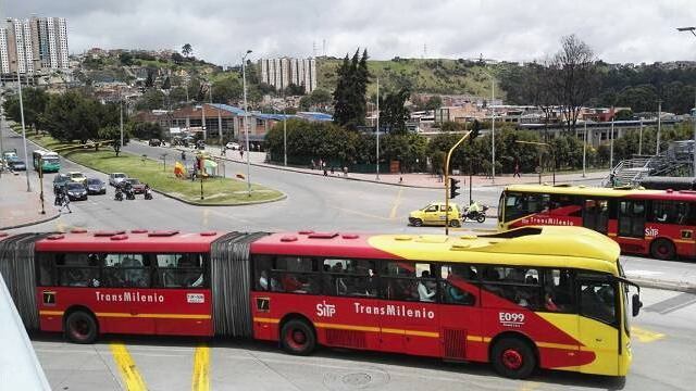 Grupo francés Transdev obtiene un contrato de 900 millones de euros para operar buses en Bogotá