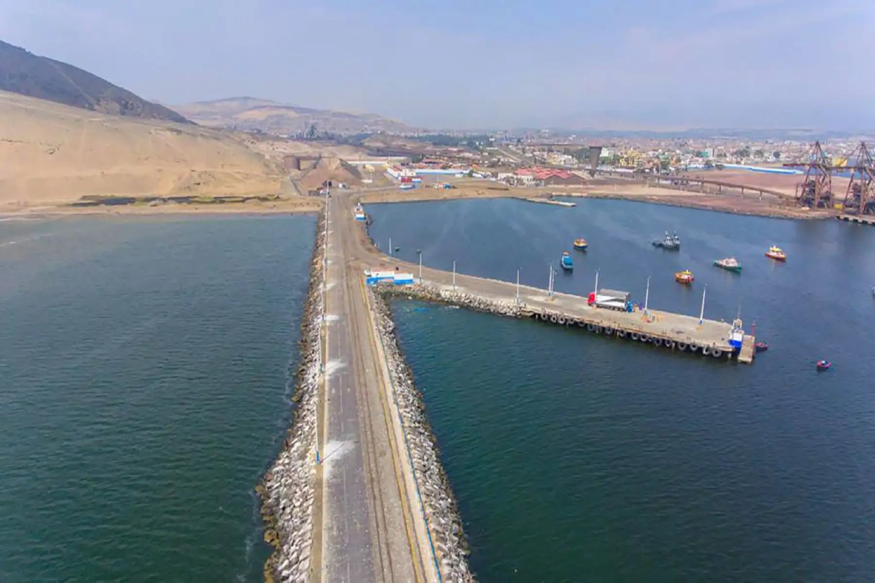 ¿Cuáles son las novedades sobre el puerto de Chimbote? (Foto: Andina)