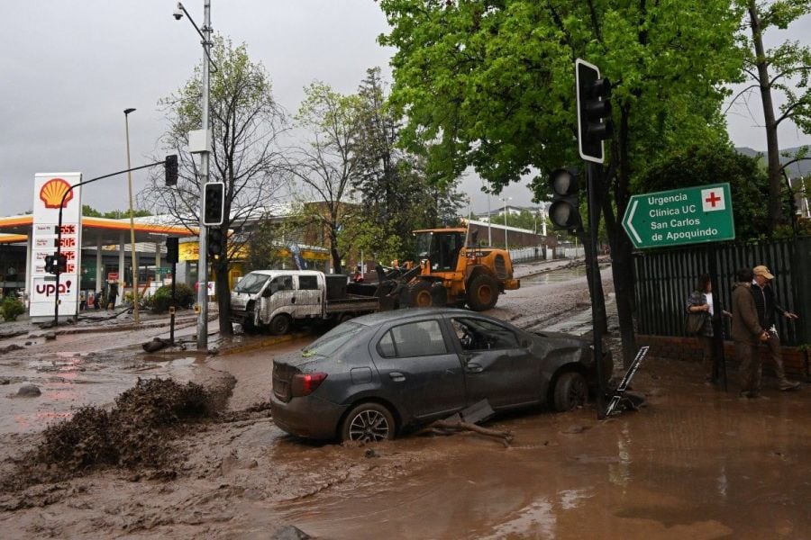 Aluvión en Chile: presidente Kast decreta "estado de catástrofe" en la zona de Las Condes