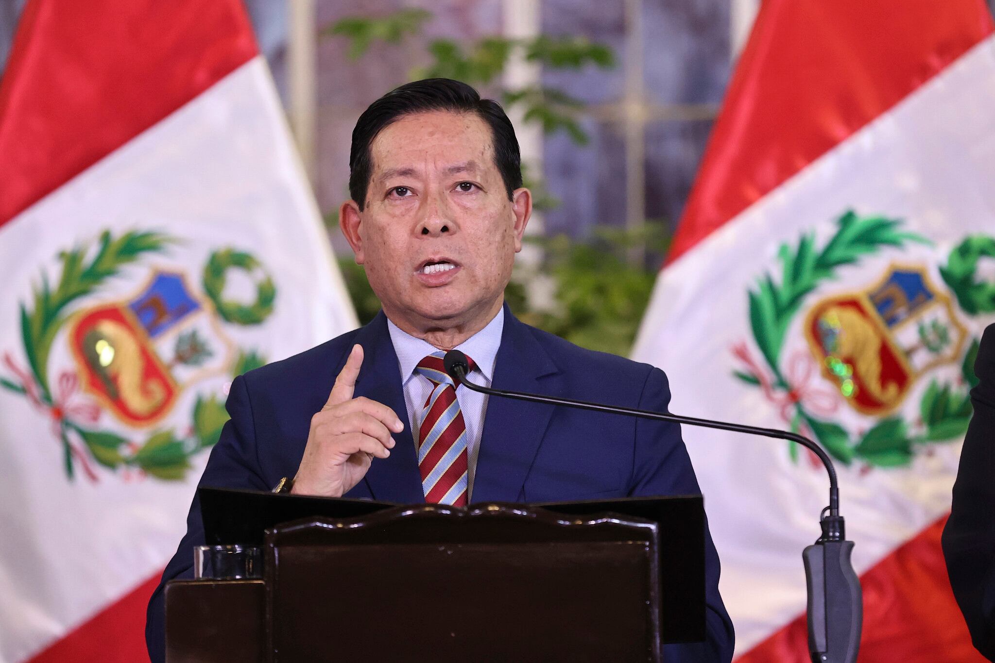 El presidente del Consejo de Ministros, Eduardo Arana indicó que el derecho a la inviolabilidad del domicilio está protegido por la Constitución Política del Perú y el Código Penal, como ocurre en varios países. Foto: PCM