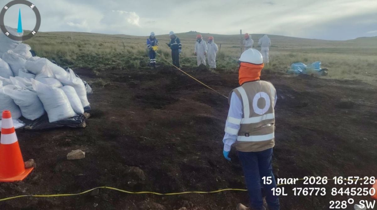 Camión que transportaba concentrado de cobre de Minera Las Bambas se volcó en el tramo Congunya–Pumapuquio, en Cusco; el OEFA informó que la emergencia ambiental fue controlada. Foto: OEFA.