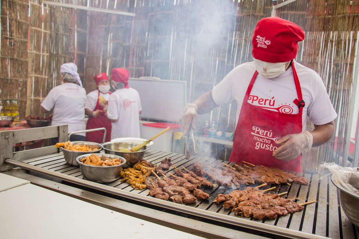 La gastronomía y la cultura son las actividades más realizadas, ambas con un 88%, por el turista nacional. Foto: PromPerú.