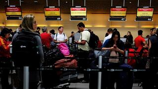 Avianca pide declarar ilegal huelga de pilotos que afecta a 97,768 pasajeros