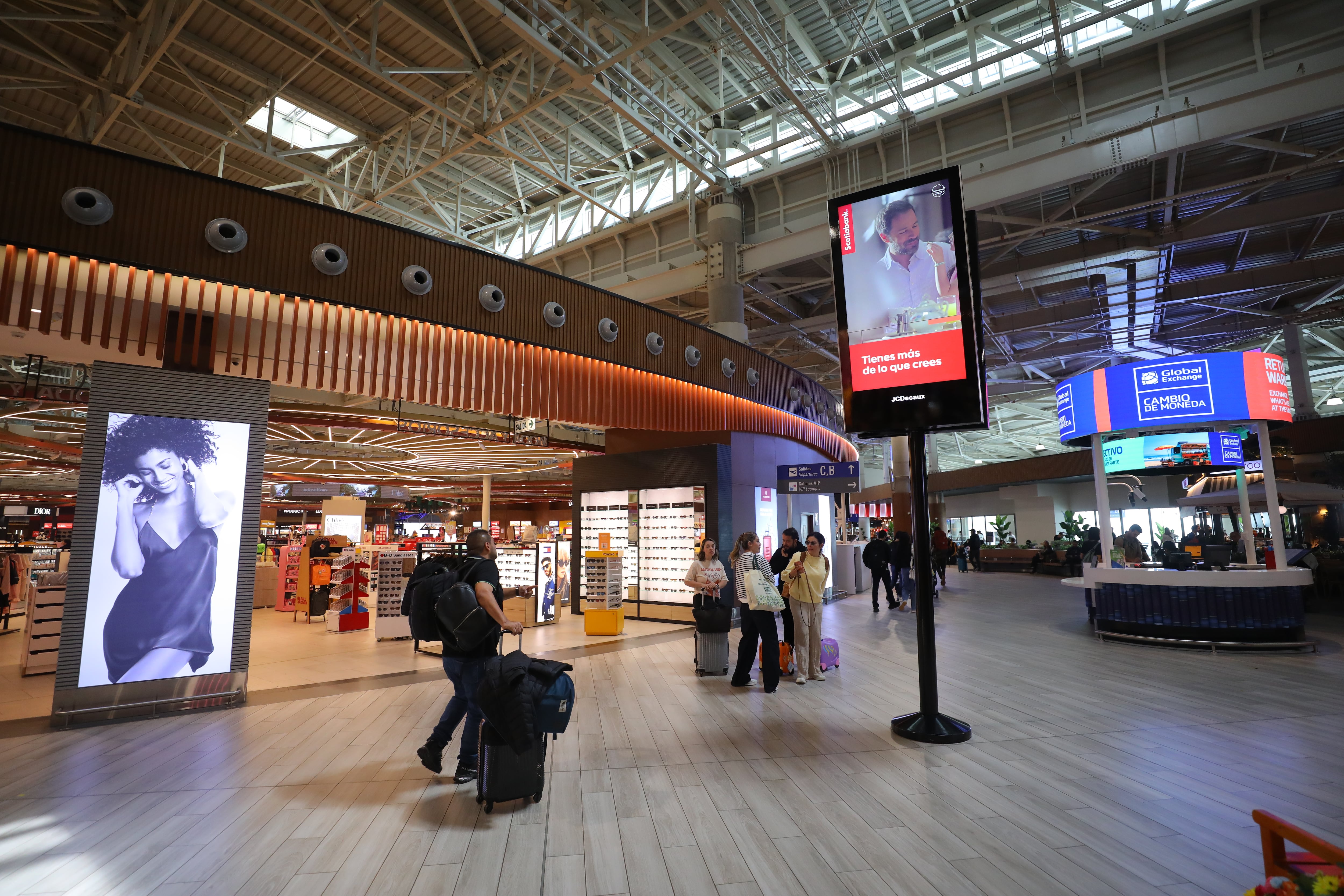 El nuevo Aeropuerto Internacional Jorge Chávez movilizó cerca de 30 millones de pasajeros durante su primer año de operaciones, consolidando a Lima como un hub regional de transporte aéreo. (Foto: Antonio Melgarejo / GEC)