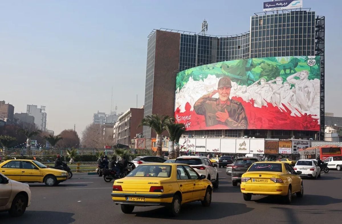 El titular de Defensa iraní advirtió que si las amenazas se convierten en hechos, defenderán su soberanía "con toda la fuerza". Foto: EFE/EPA/Abedin Taherkenareh.