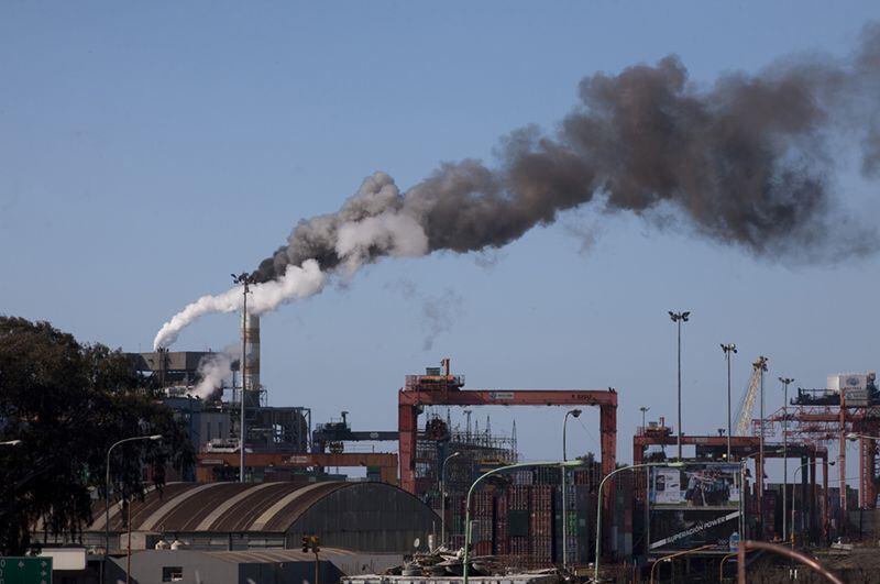Las plantas termoeléctricas pueden suplir a las hidroeléctricas pero son más contaminantes y costosas, y también requieren agua. (Foto: Getty Images)
