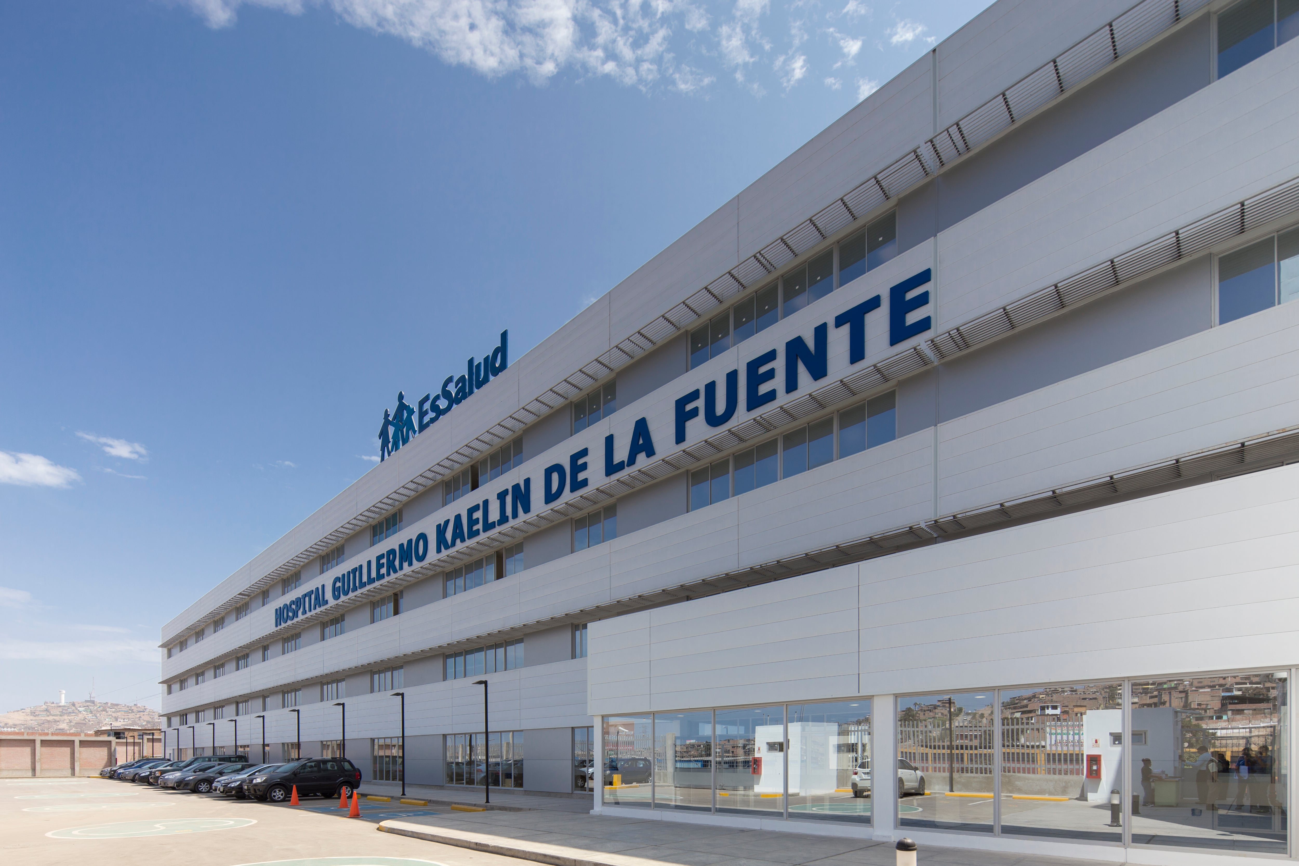 La compañía reporta más de 2.3 millones de atenciones en 2025 entre ambos hospitales, además de altos niveles de disponibilidad operativa y abastecimiento de medicamentos. Foto: IBT Group