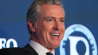 Newsom ya firmó la AB 1569: esto deberán aprender los estudiantes de California que manejan bicicletas eléctricas