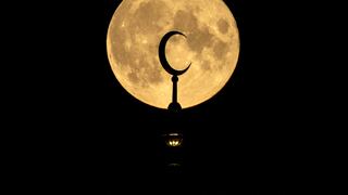 Luna de Gusano: la razón por la que la luna llena de marzo se llama así