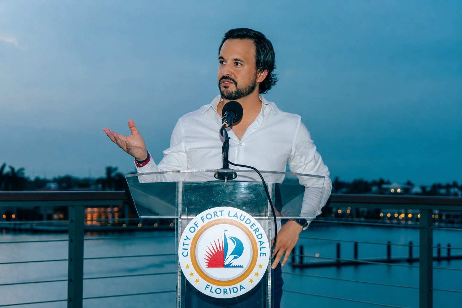 Carlos Molina, CEO de Lumínicos